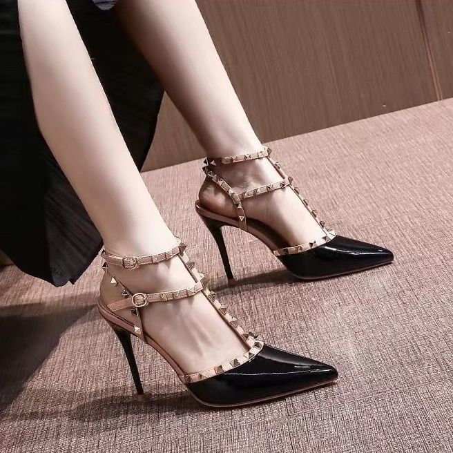 Rivet Nu de chaussures à talons hauts pour femmes