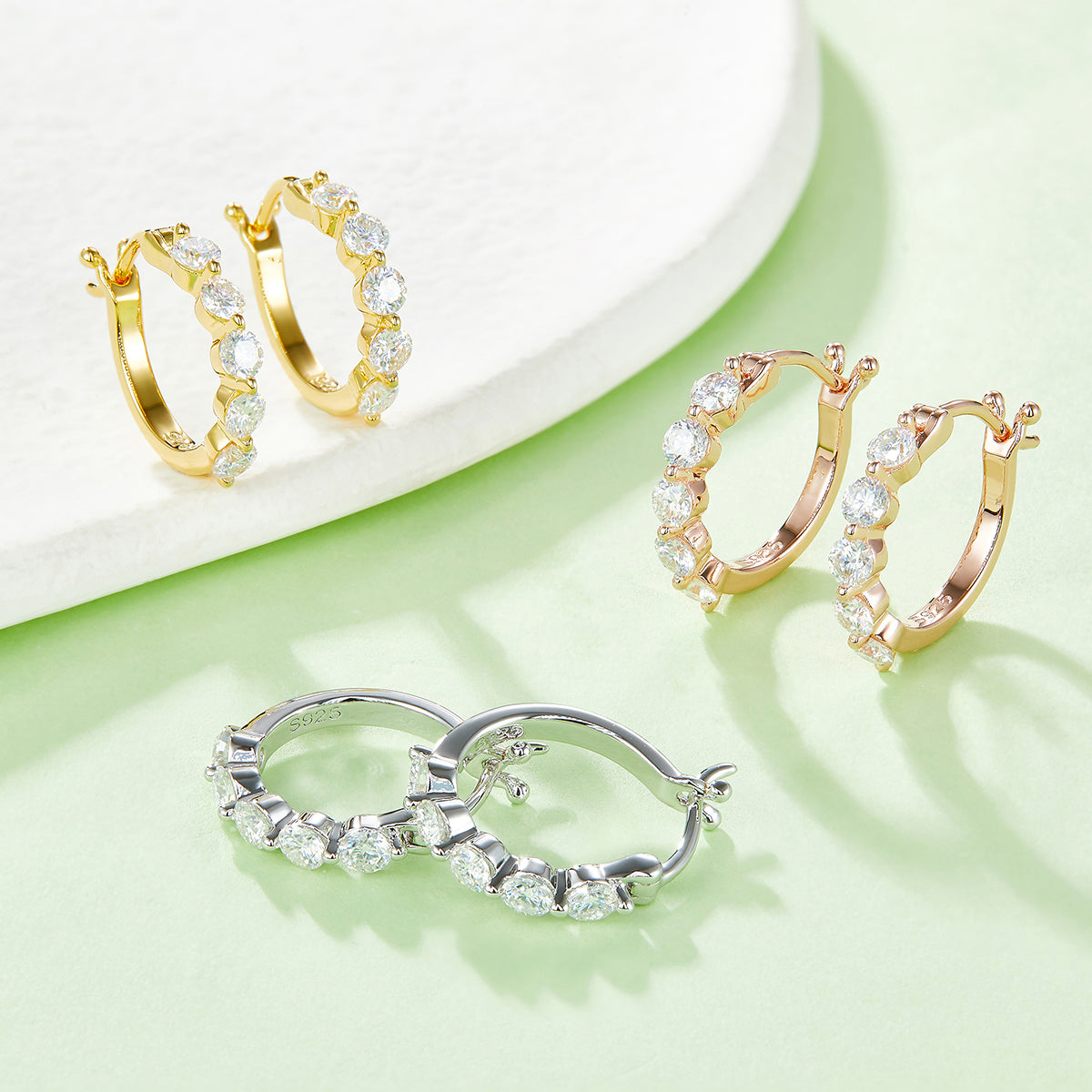 S925 Boucles d'oreilles en argent sterling 10pcs Moissanite Hoop pour femmes 17mm plaqué platine GRA Cer