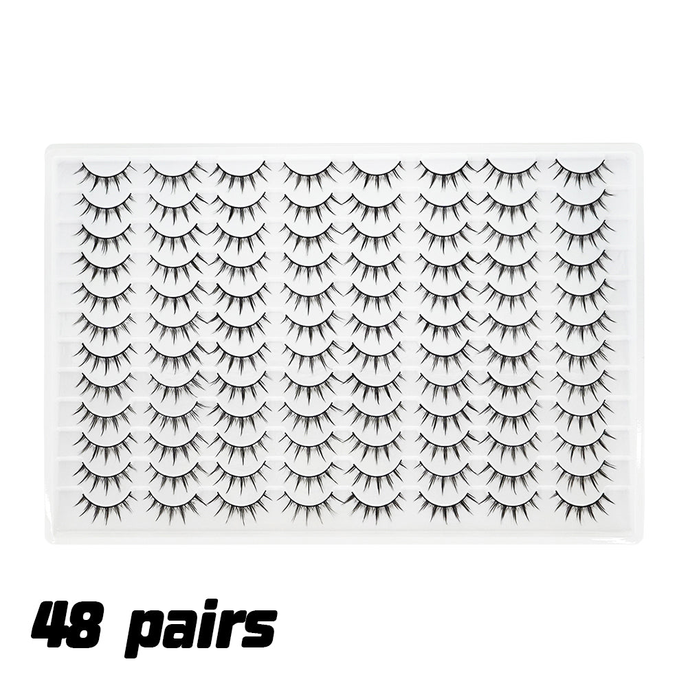 Les faux cils 3D sont multicouches