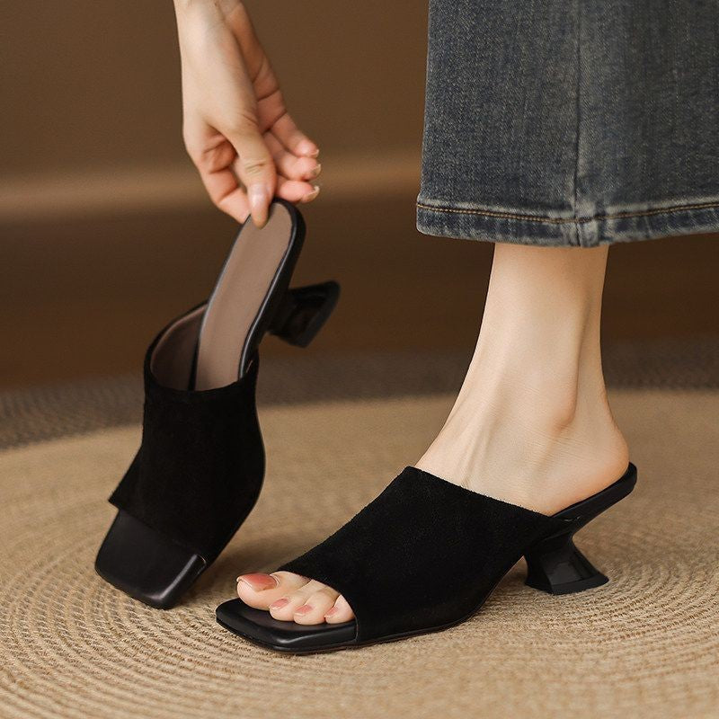 Vêtements de dessus pour femmes