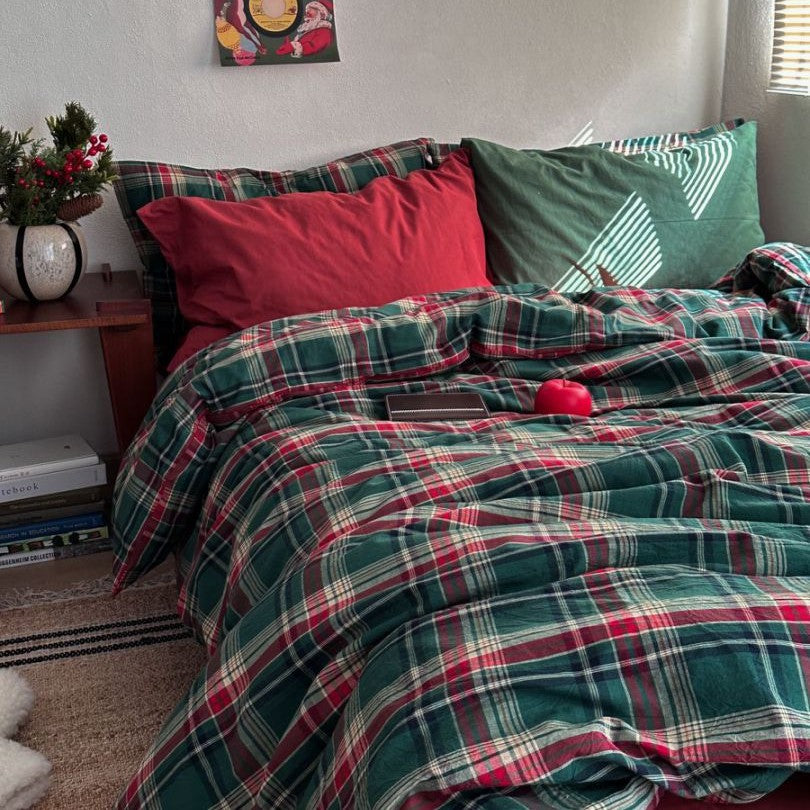 Ins Nordic Simple Plaid Christmas Cotton Yarn-dyed Cotton Four-piece Set