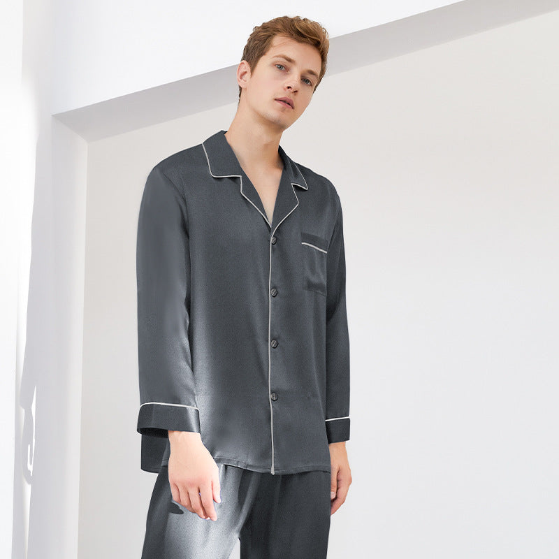Pyjama en soie de luxe pour le top à manches longues et pantalons longs