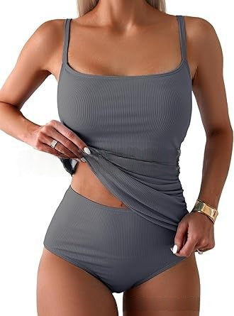 Maillot de bain bicolore et sexy