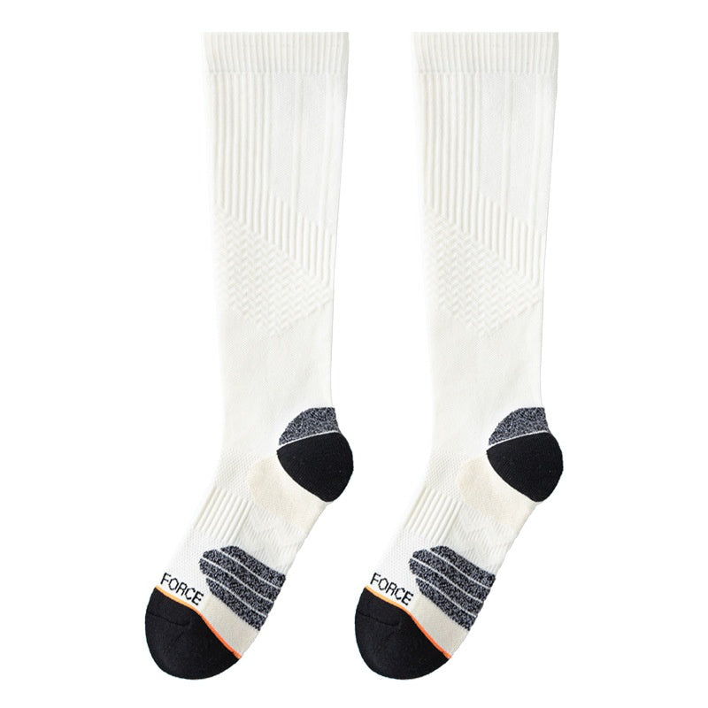 Chaussettes de longueur de calf athlétique pour femmes