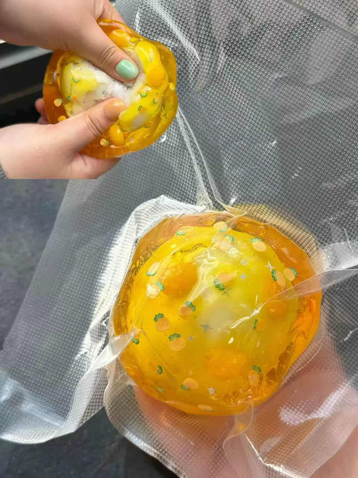 Balle artisanale à thème de Noël
