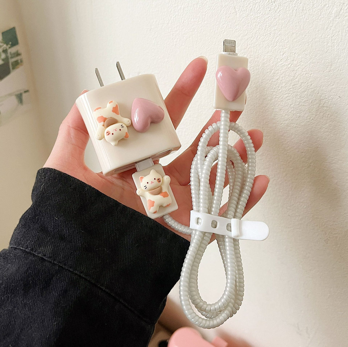 Bouchon de charge de dessin animé Couverture de protection 20W Charge rapide Winding Bite Cable Softshel