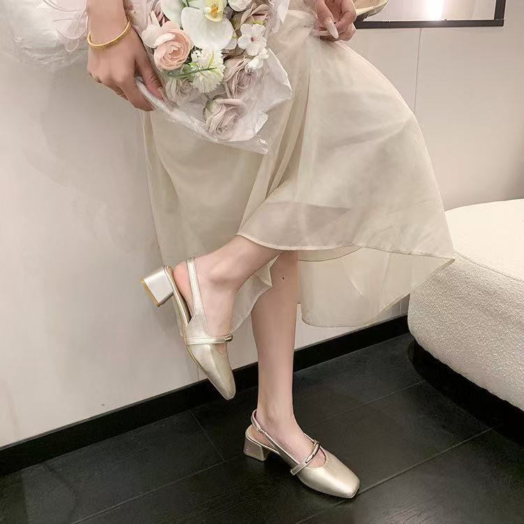 Femmes Fashion Square Toe talons hauts