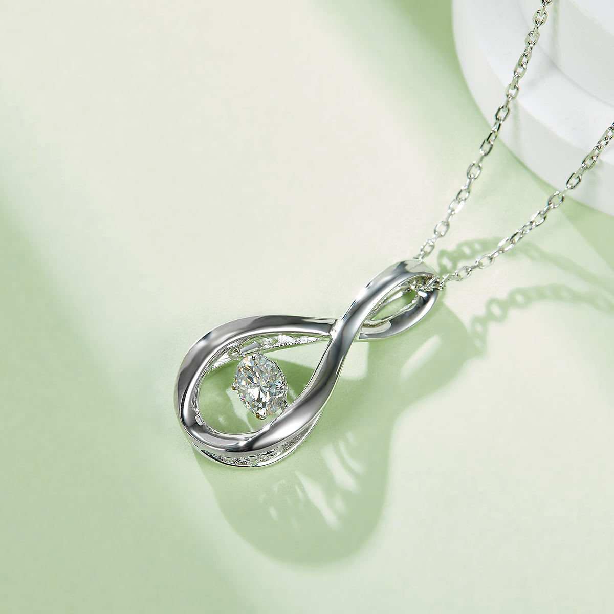 S925 Argent Sterling 0.5ct D Couleur VVS1 Moissanite Pendentif Collier 45cm Platine