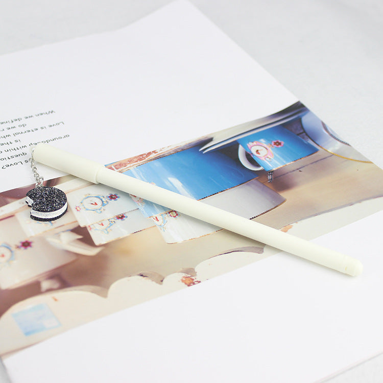 Popular Black and White Pendant Gel Pen Student Creativity