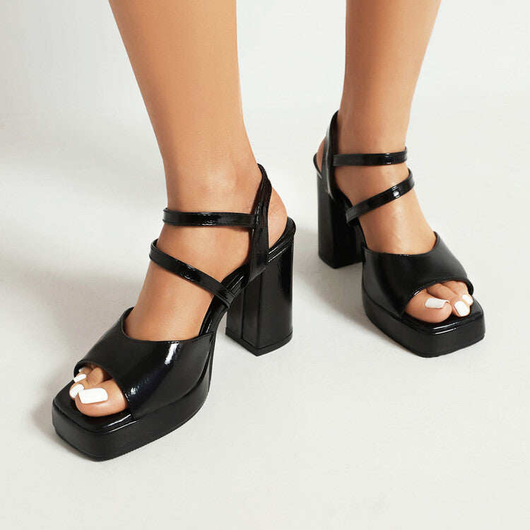 Plate-forme de femmes Sandales de talons chunky