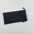 Boîte zippée noire avec bracelet et lunettes de soleil résistantes à la compression