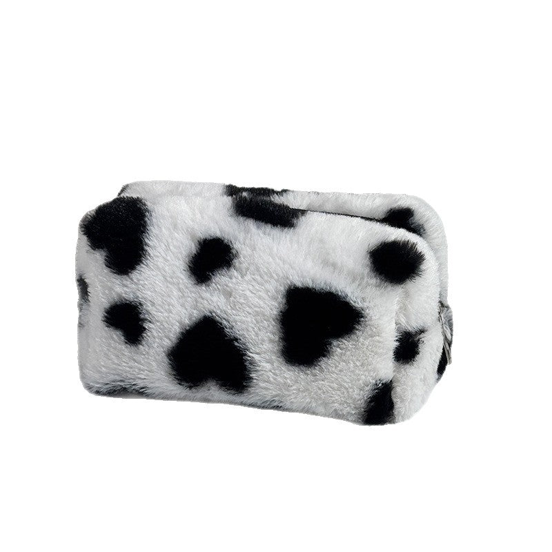Sac de maquillage mignon et élégant avec une peluche en forme de cœur design grande capacité et portable