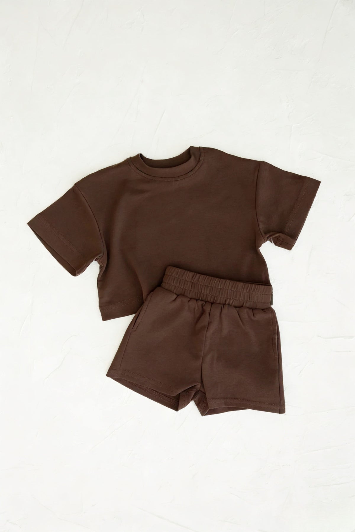Short-sleeved T-shirt and shorts Two-piece set