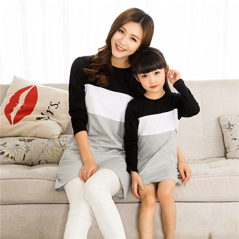 Colorblock Long-Sleeve T-Shirt for a Family of Four Couples