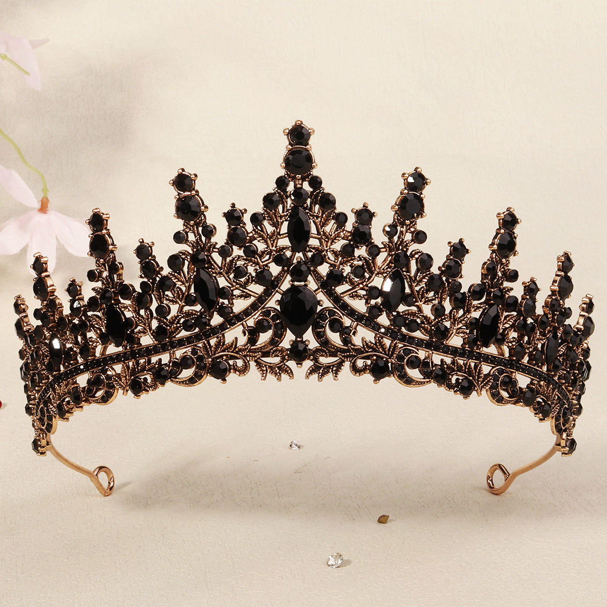 Tête haute en alliage sombre Strass Crownstylish