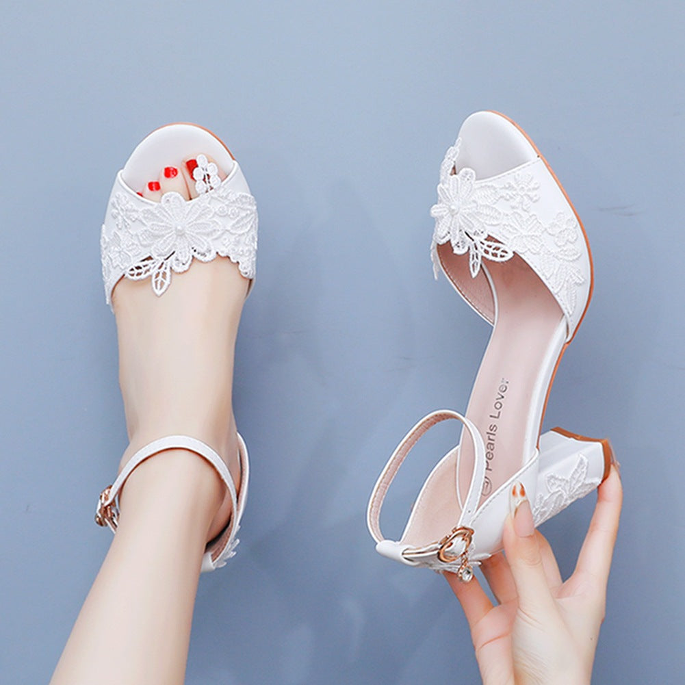 Fleur de dentelle Sandales plus grandes pour les femmes