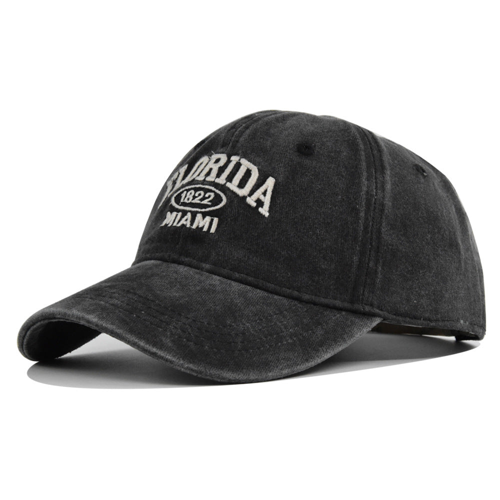 Casquette de baseball brodée versatile rétro