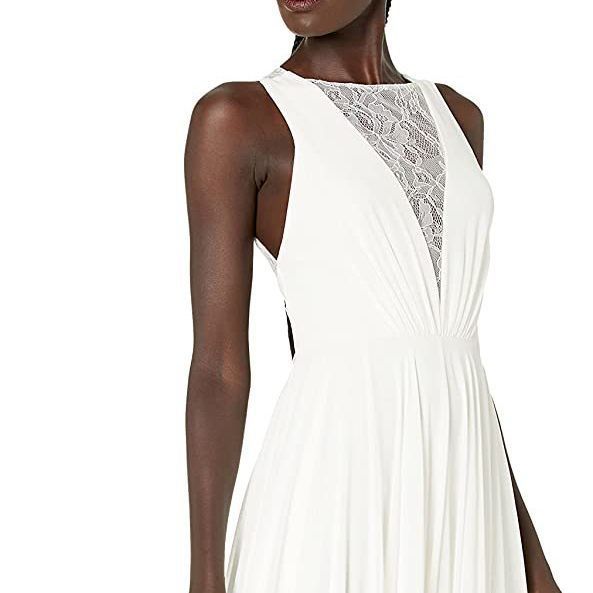 Robe de mariée légère en dentelle V sans manches de style français avec une jupe longue