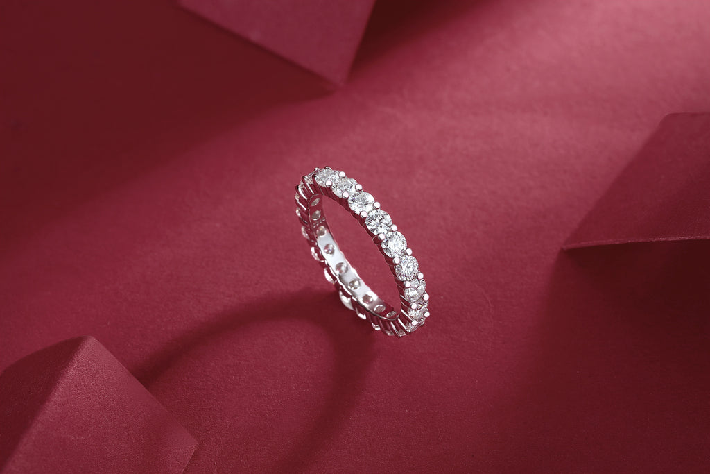S925 Argent 2.1g Anneau d'éternité en mousse de platine