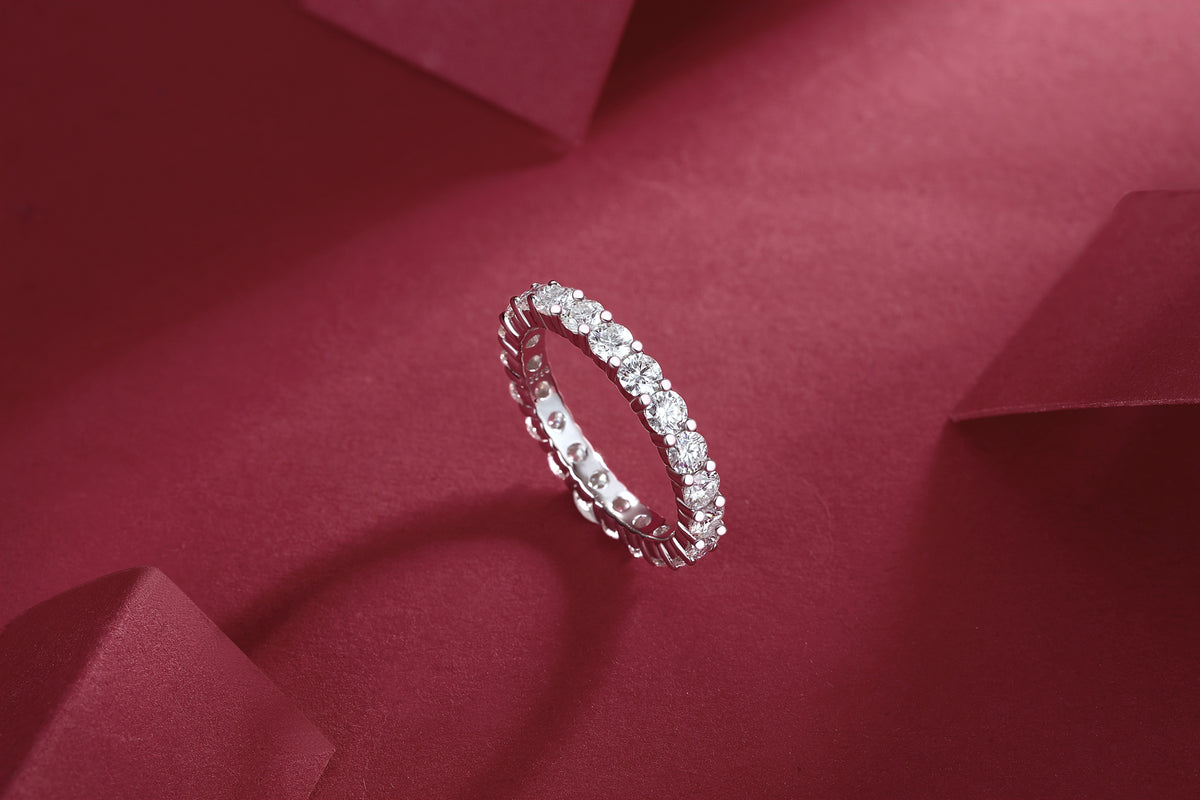 S925 Argent 2.1g Anneau d'éternité en mousse de platine