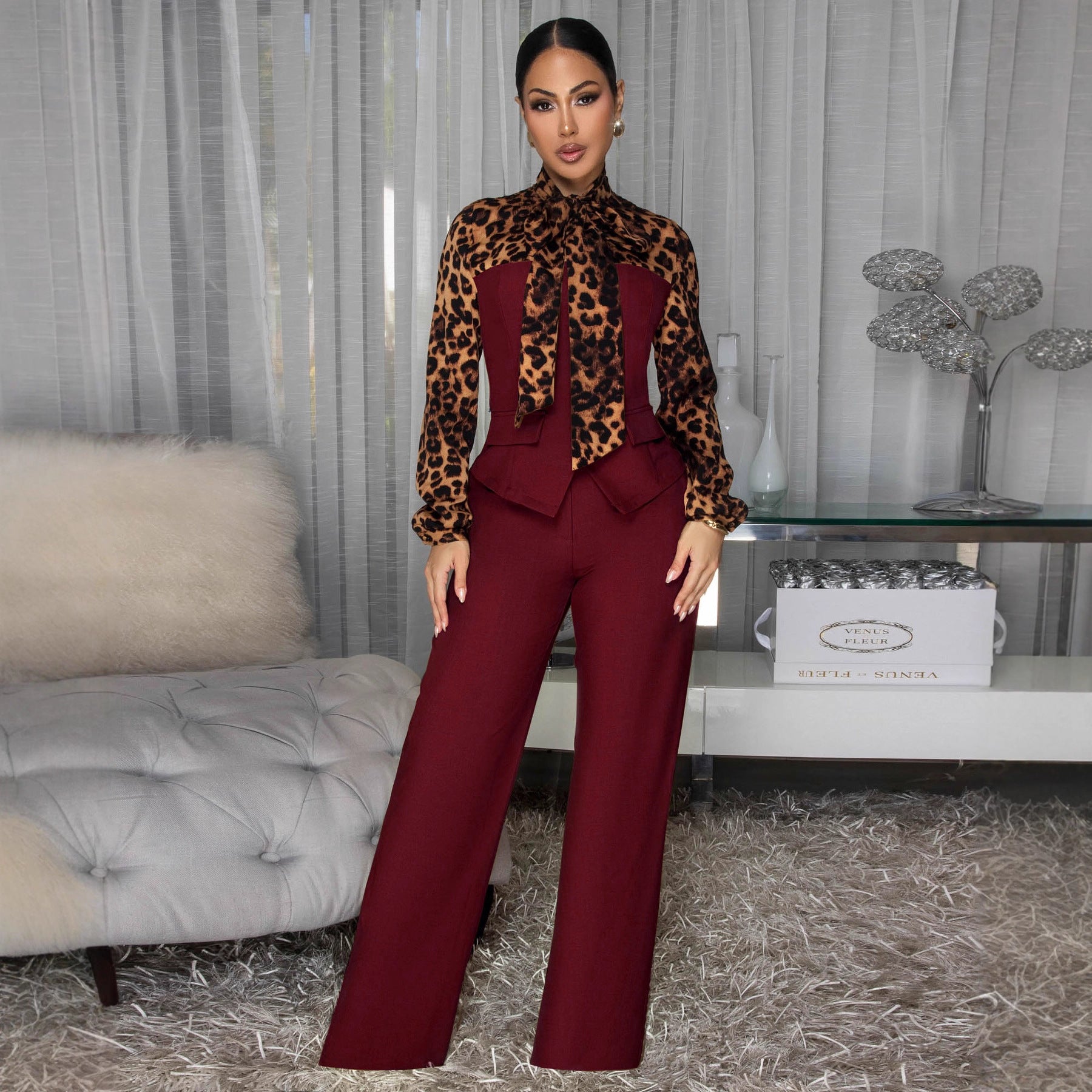 Pantalon élégant et en dentelle Pantalon à large jambe