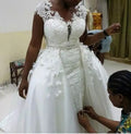 Robe de mariée de sirène africaine en dentelle amovible