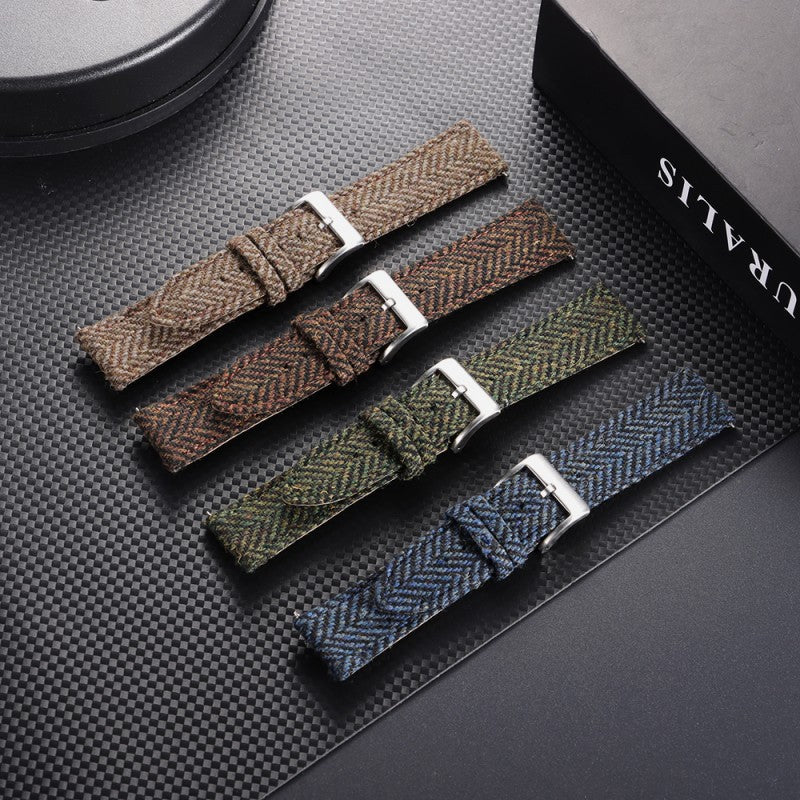 Leather watch strap finished with quick release mechanism