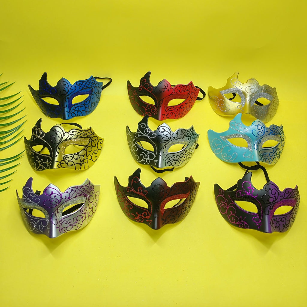 Masque de demi-face peint de Carnaval