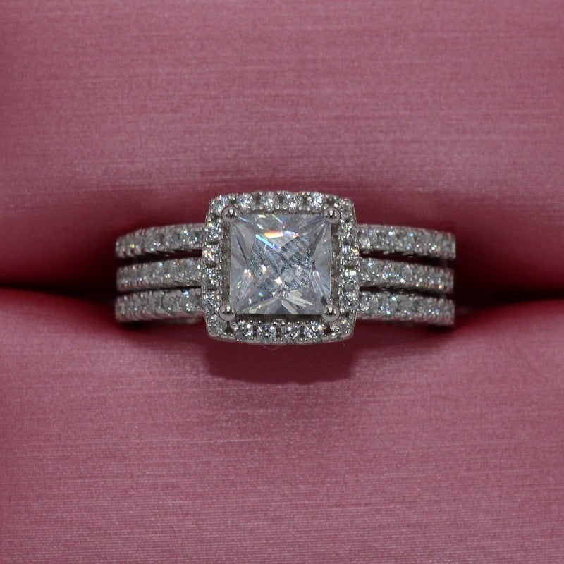 La mode féminine Versatile Simple Zircon Ring