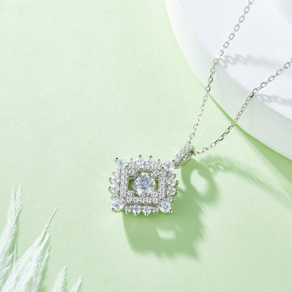 S925 Argent Sterling 0.5ct D Couleur VVS1 Moissanite Géométrique Diamond Pendentif Collier 45cm