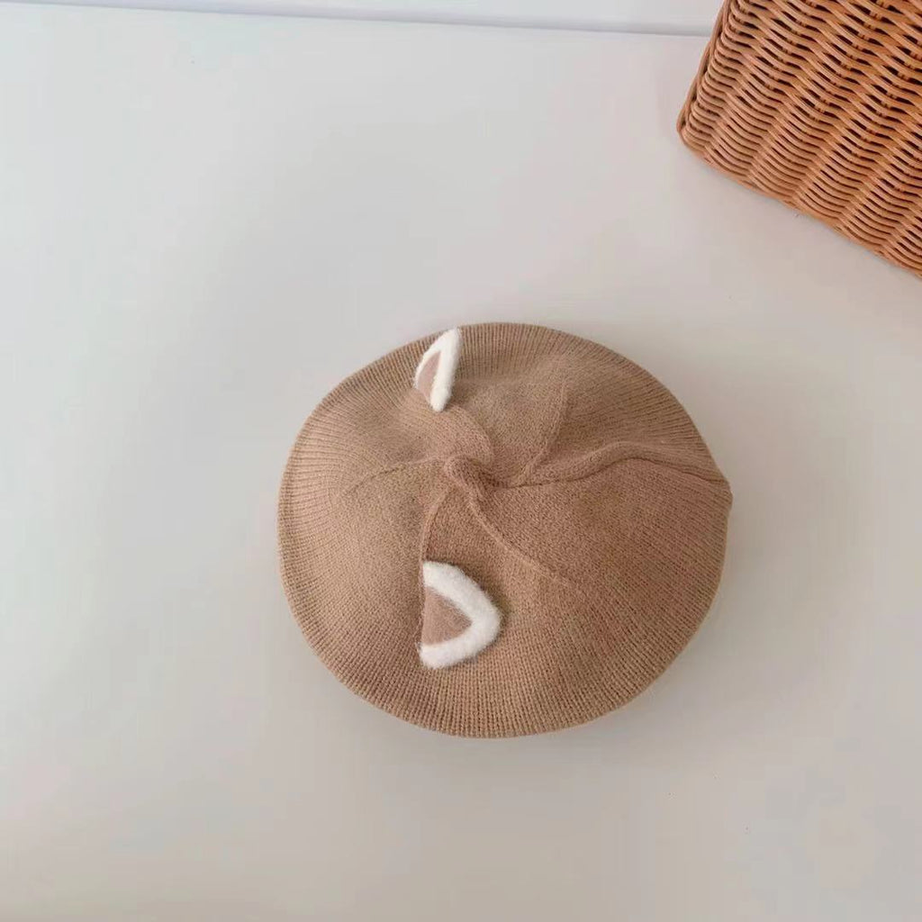 Chapeaux de laine de tricot de printemps et d'automne