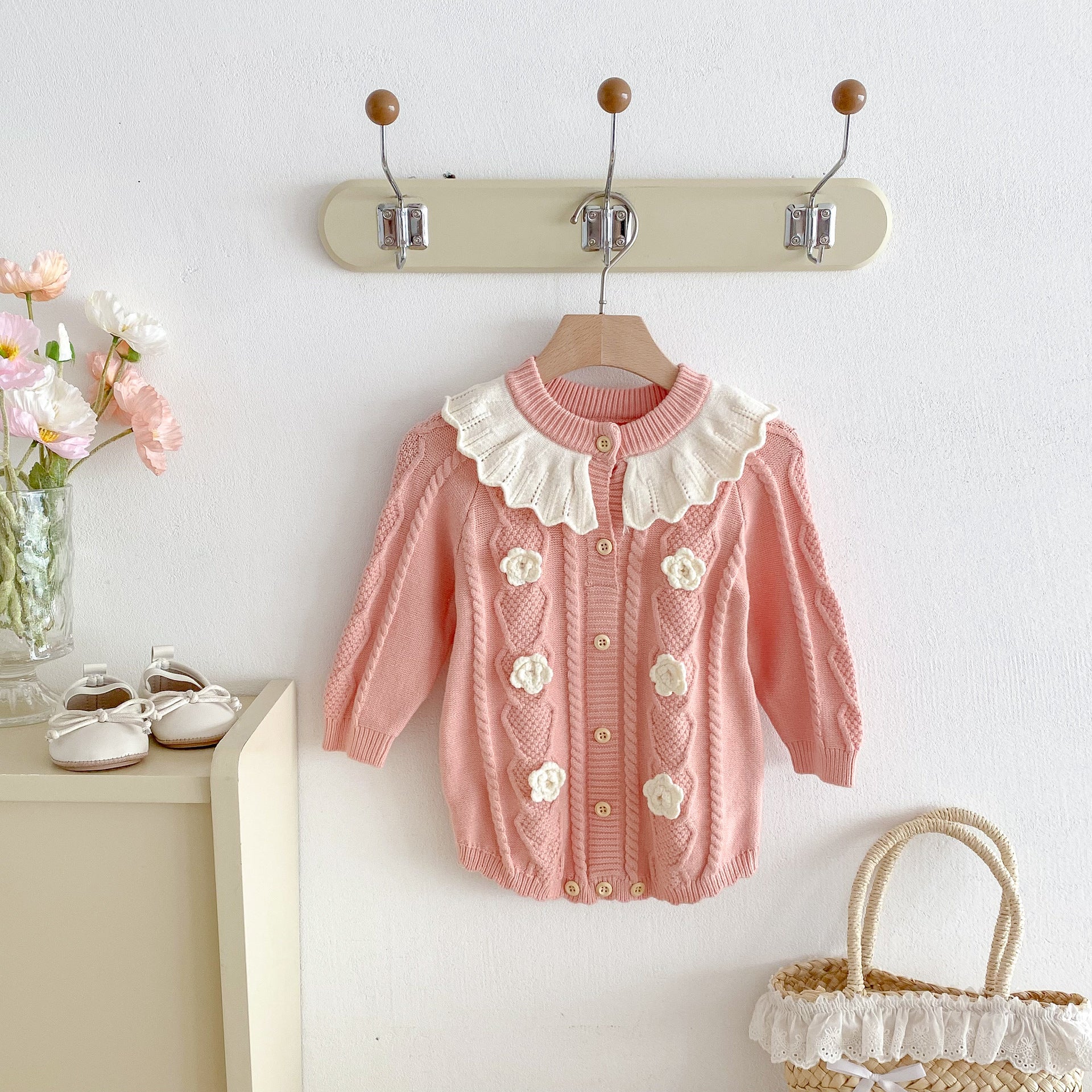 Robe de saut en maille à col de feuille de lotus