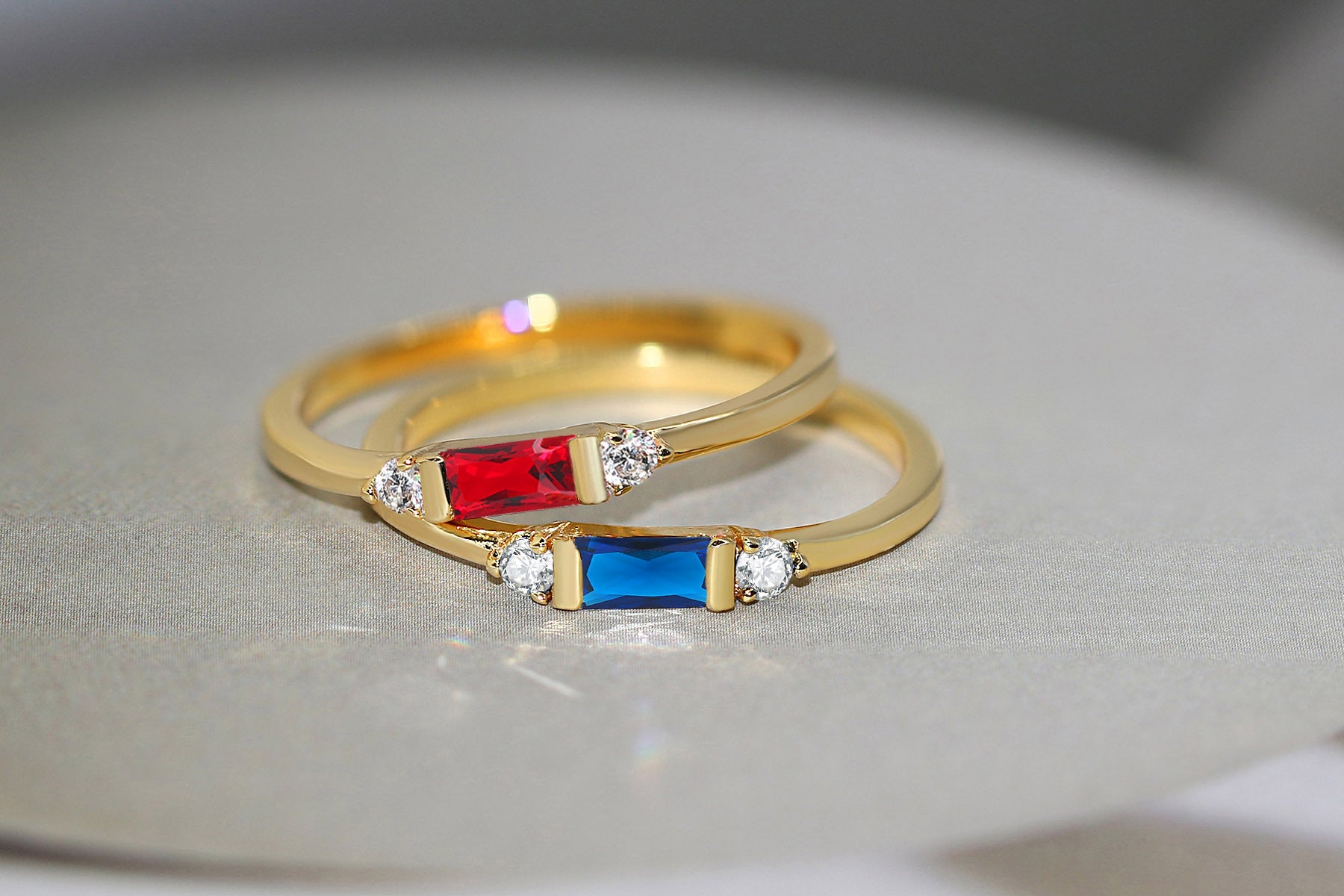 Anneau de fiançailles géométrique Zircon incrusté Accessoires dorés 14K