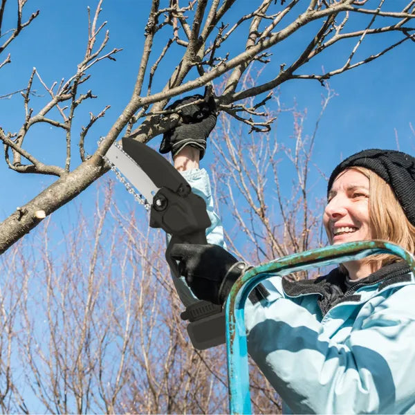 Mini Chainsaw électrique Portable Cordless Petite Chaîne Saw Batterie alimentée
