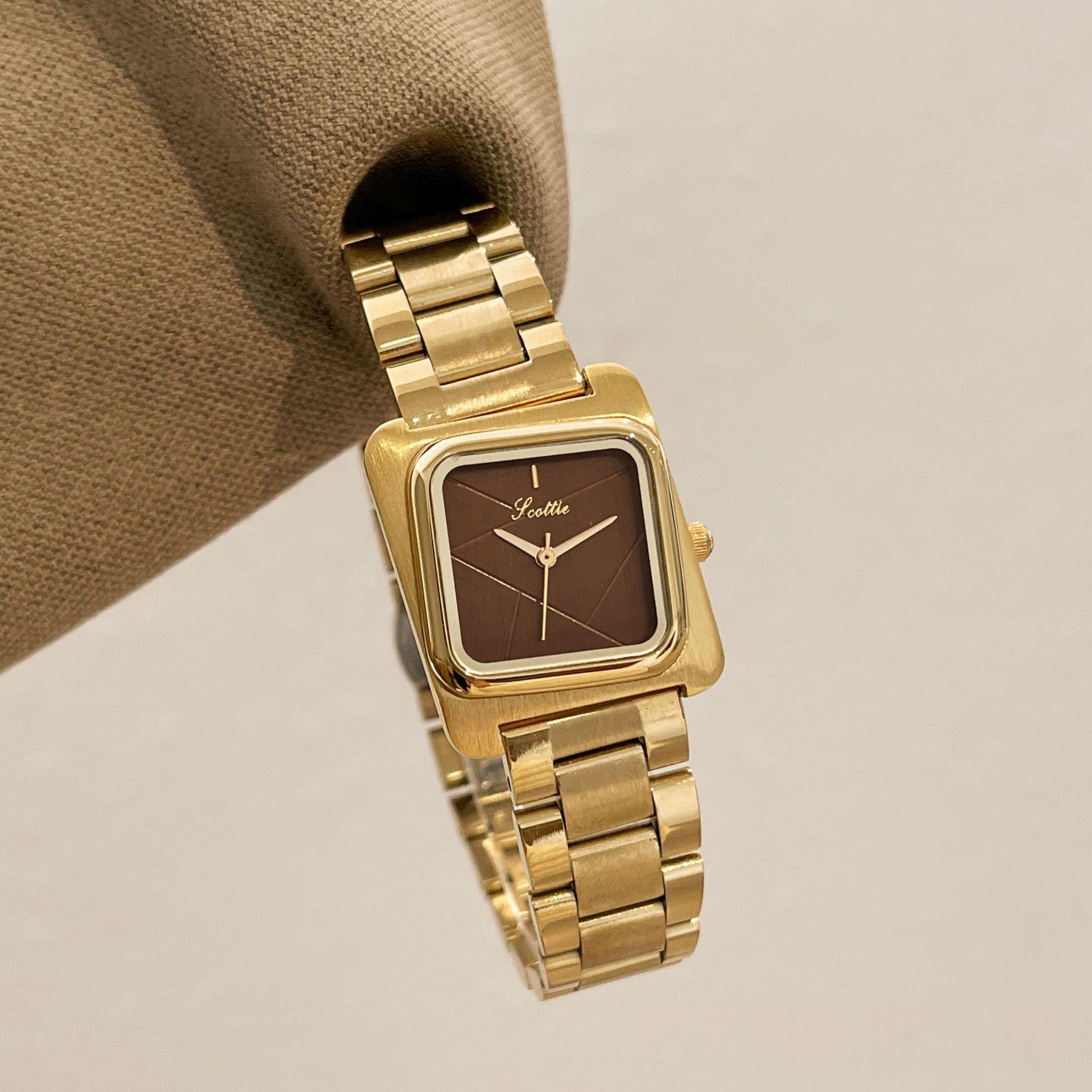 Montre Quartz étanche en acier carré