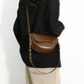 Petit sac à épaule carré minimaliste Saddle
