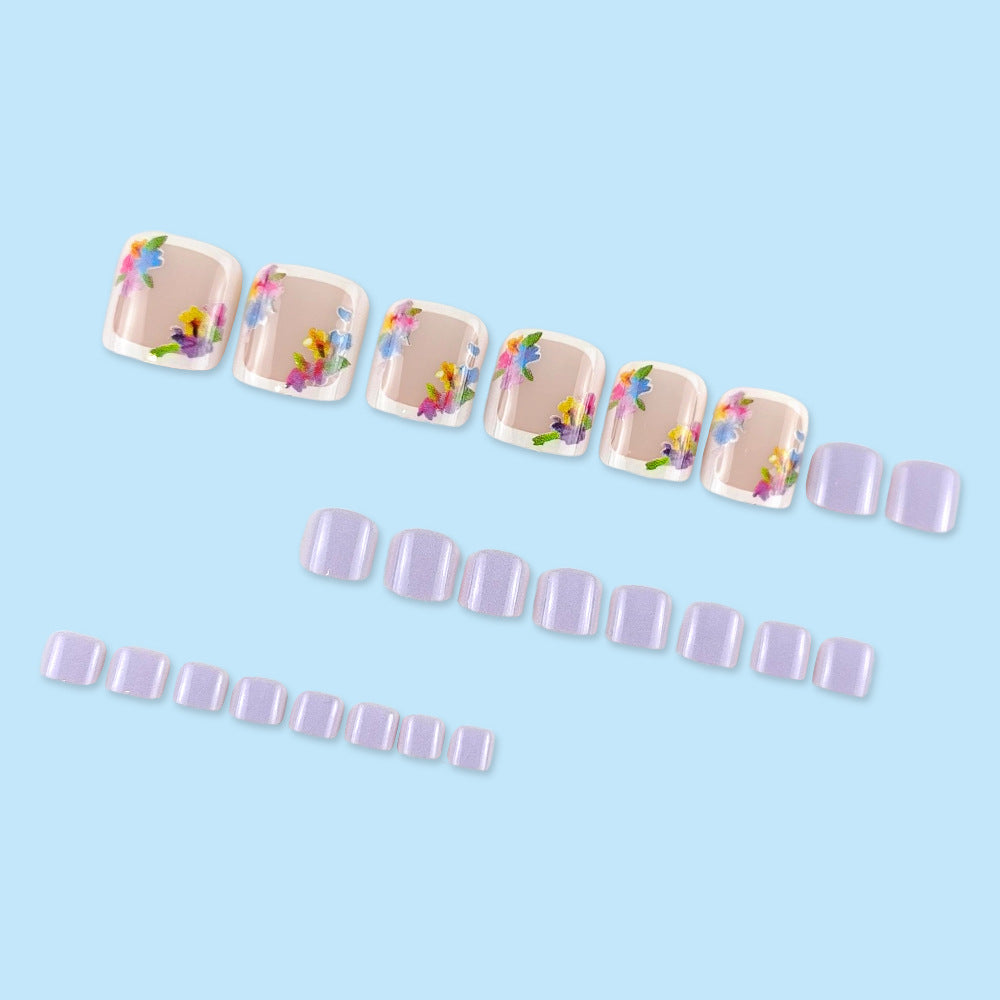 Escargot carré court 24-pièces à la pointe du blanc French Pressing style Flower-shape fake Nails