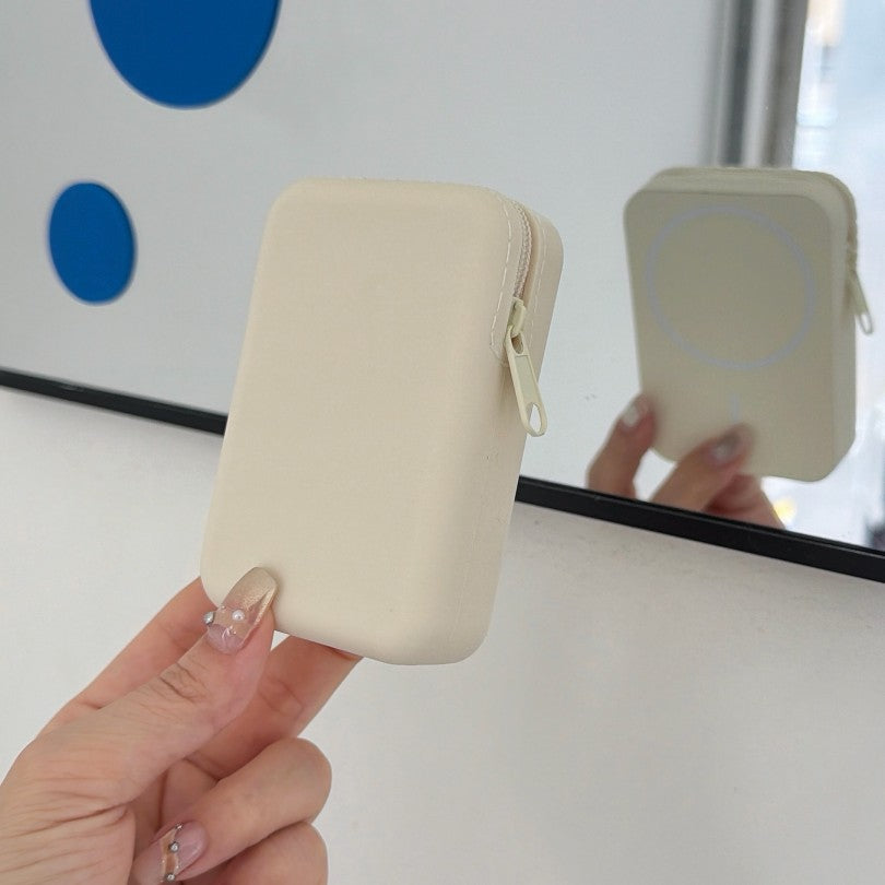 Pièce magnétique en silicone et support de carte avec poche de stockage de support