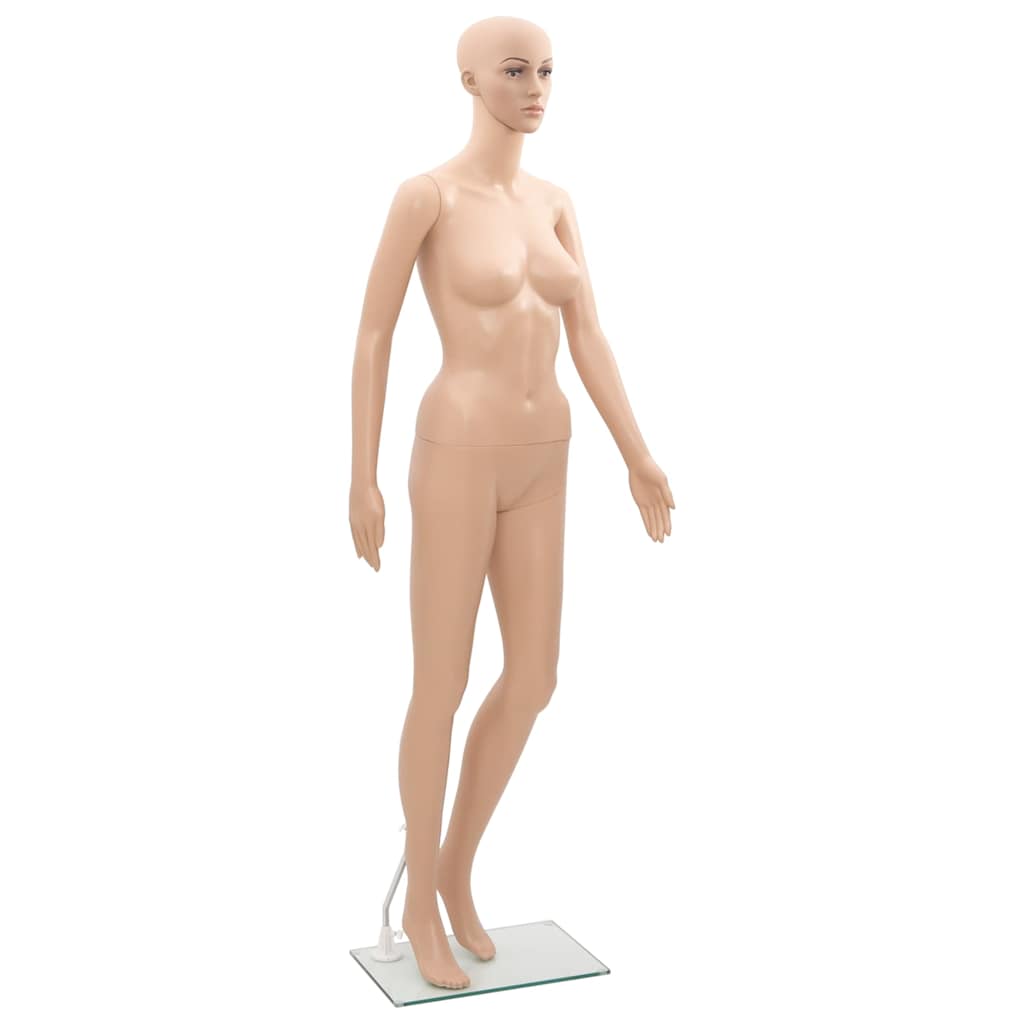 Mannequin femelle Un mannequin masculin A