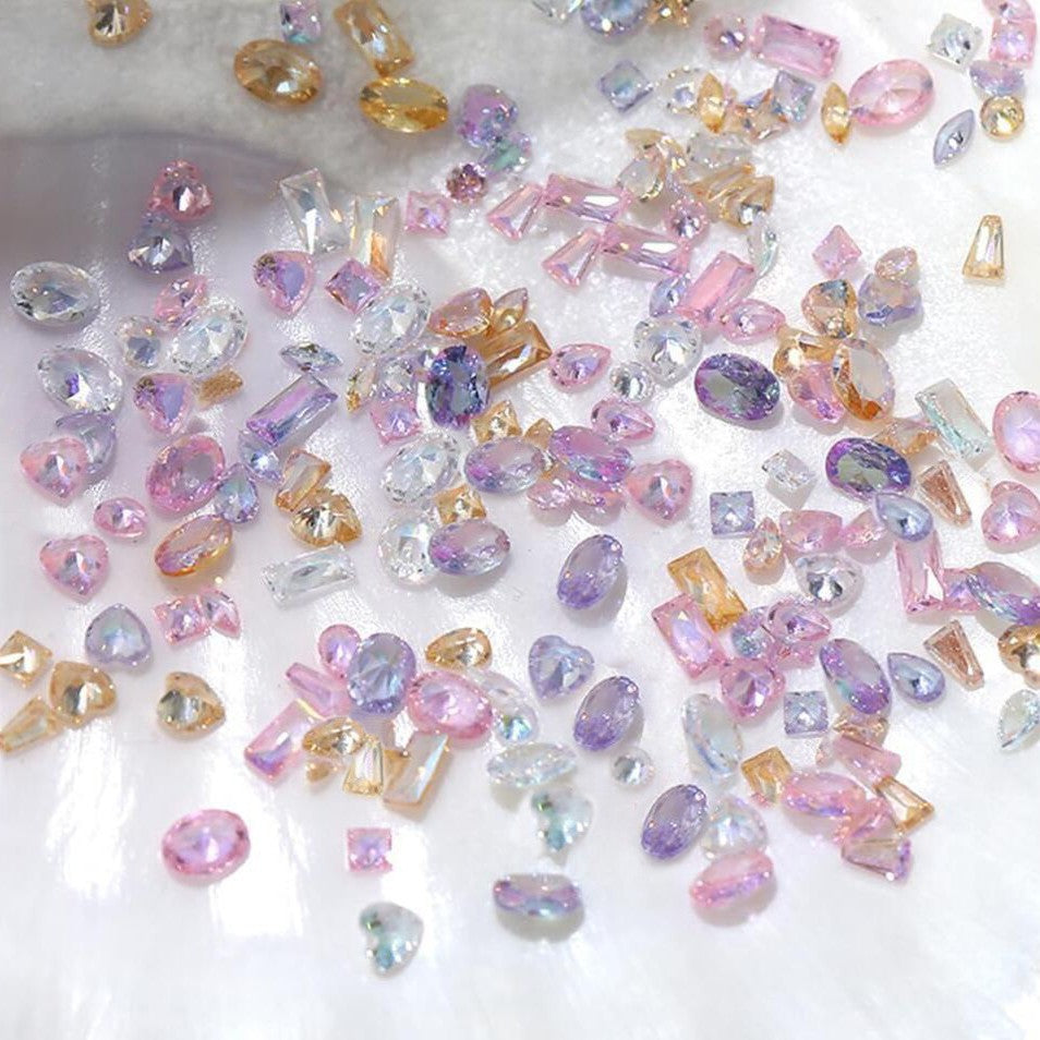 Décorations d'art à ongles Mini Zircon de 50 pièces multi-forme