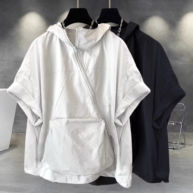 T-shirt à manches courtes à capuche design pour homme