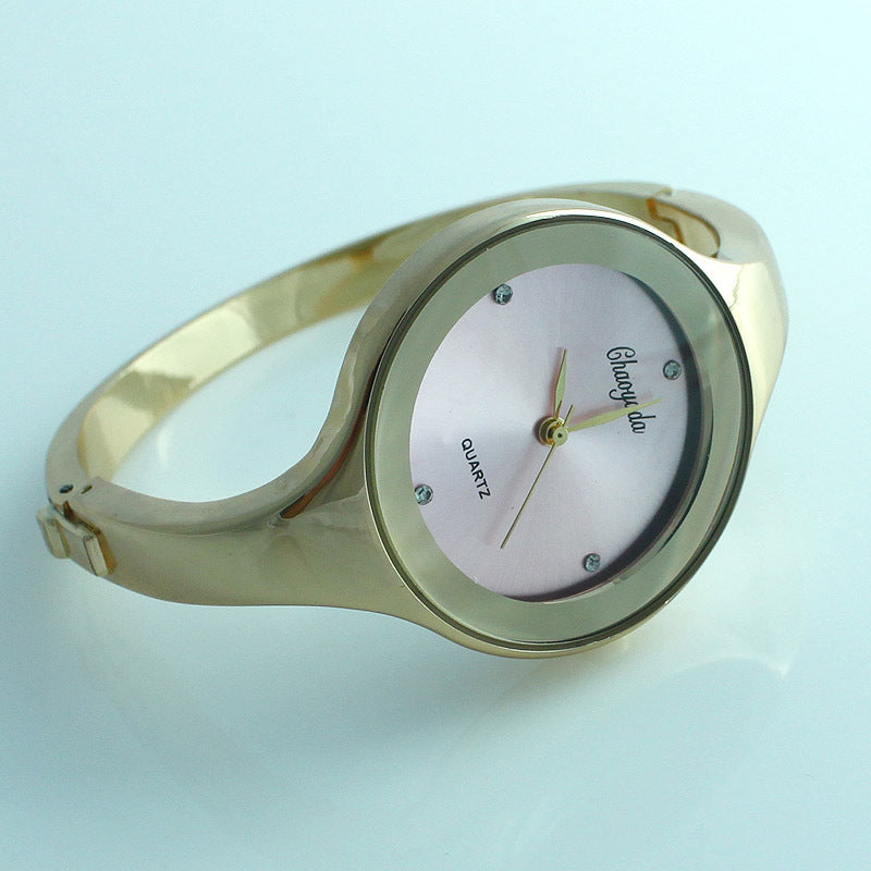 Mode Casual femmes Quartz bracelet en acier inoxydable montre