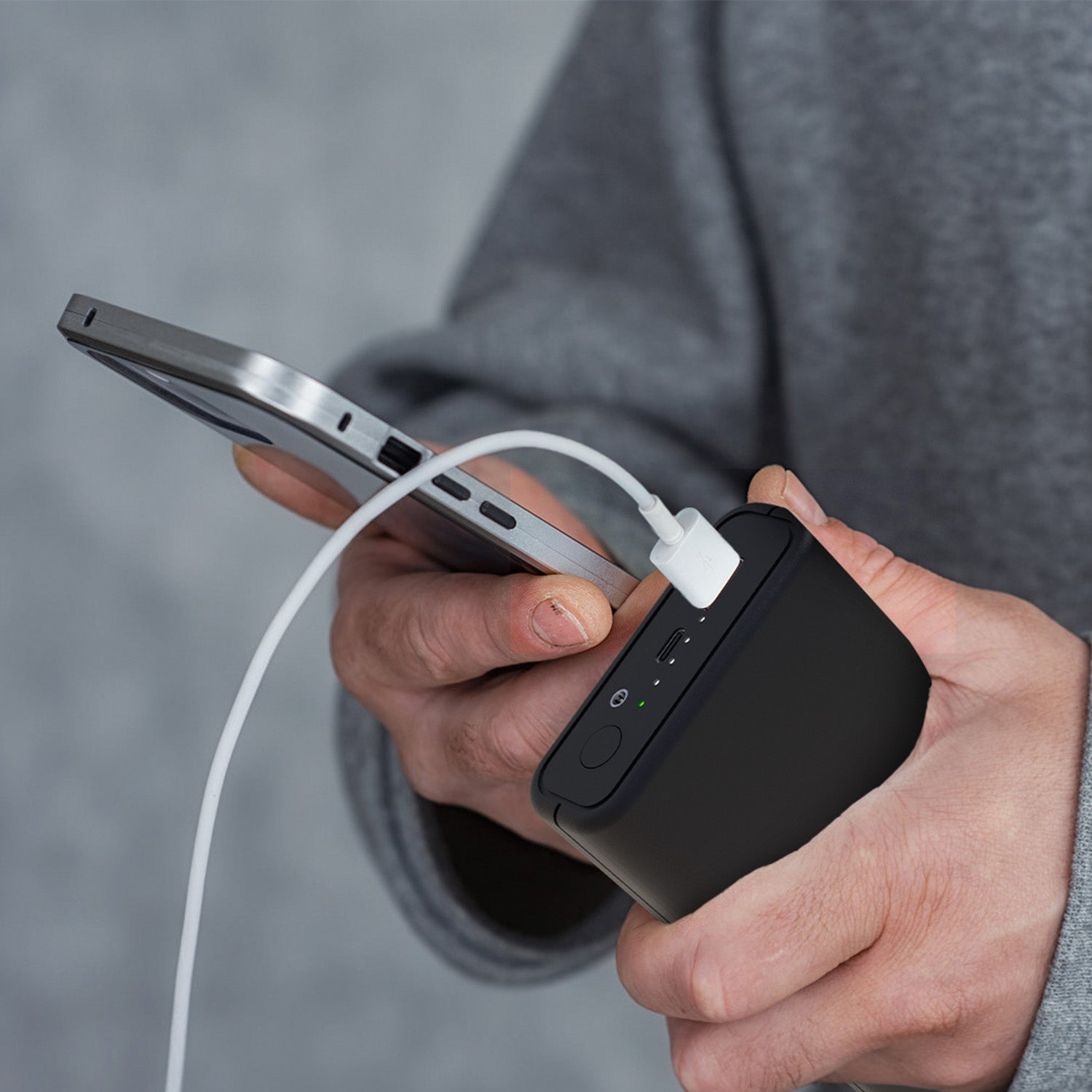1Pc 10 000mAh OU 20 000mAh 5V 2A Banque de puissance pour vestes chauffées Vestes Pantalons Gants Écharpes