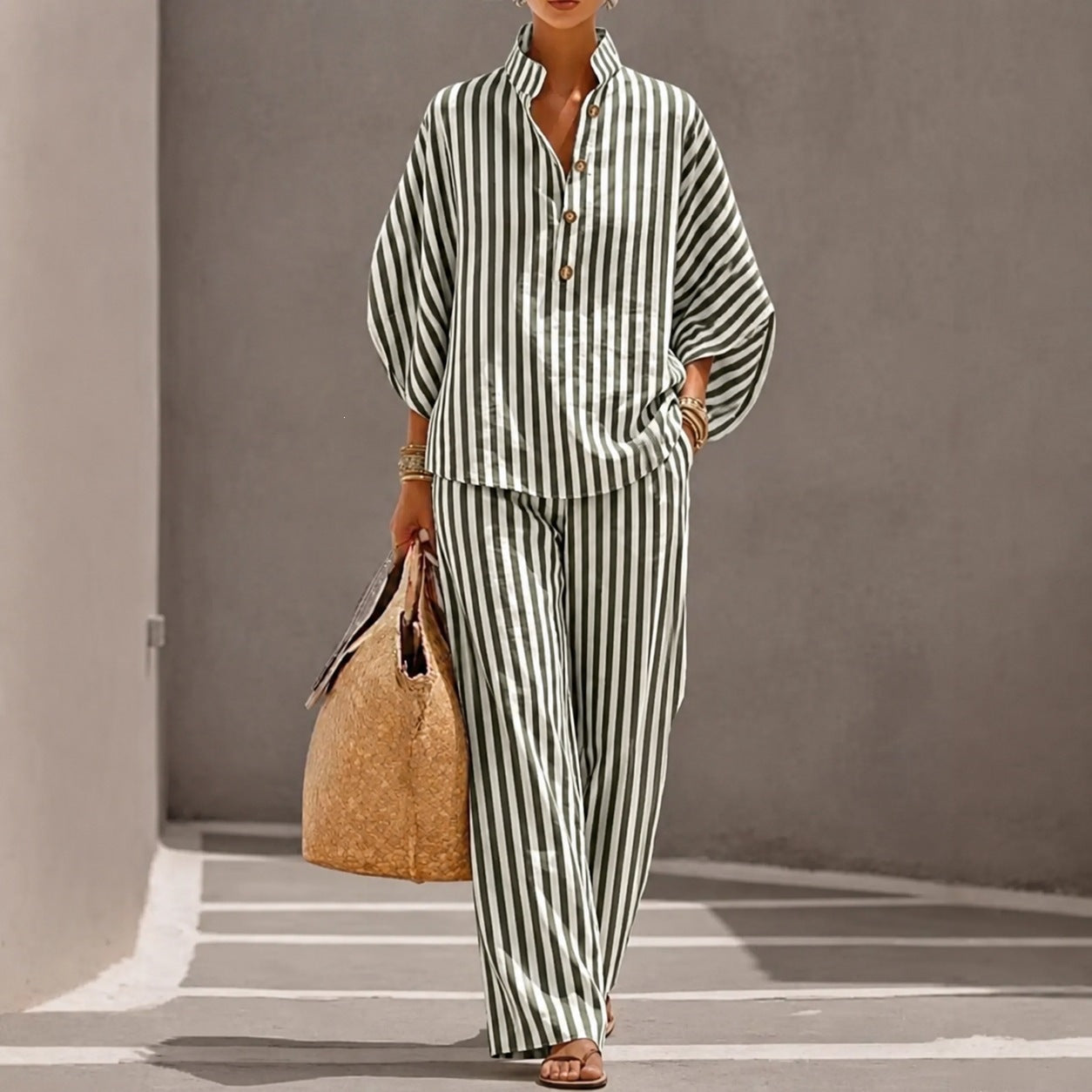 Chemise rayée et pantalon à large jambe Ensemble en deux parties