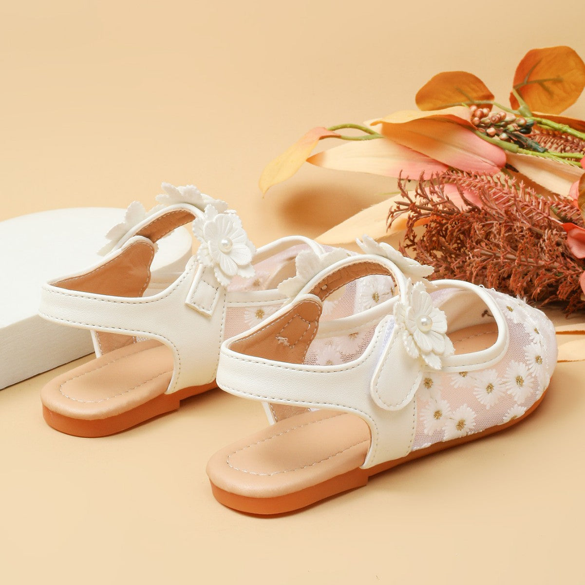 Flat Bottom Comfort Chaussures pour Han Chinese Vêtements Mesh Chaussures avec jupe