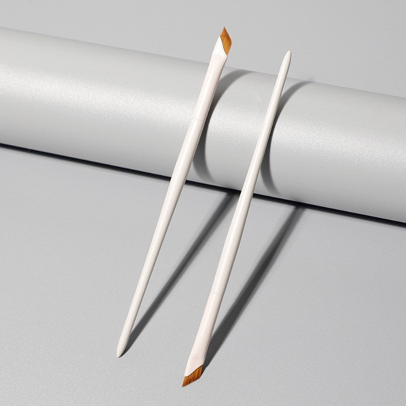 Brosse à sourcils ultra-mince pour l'épiderme