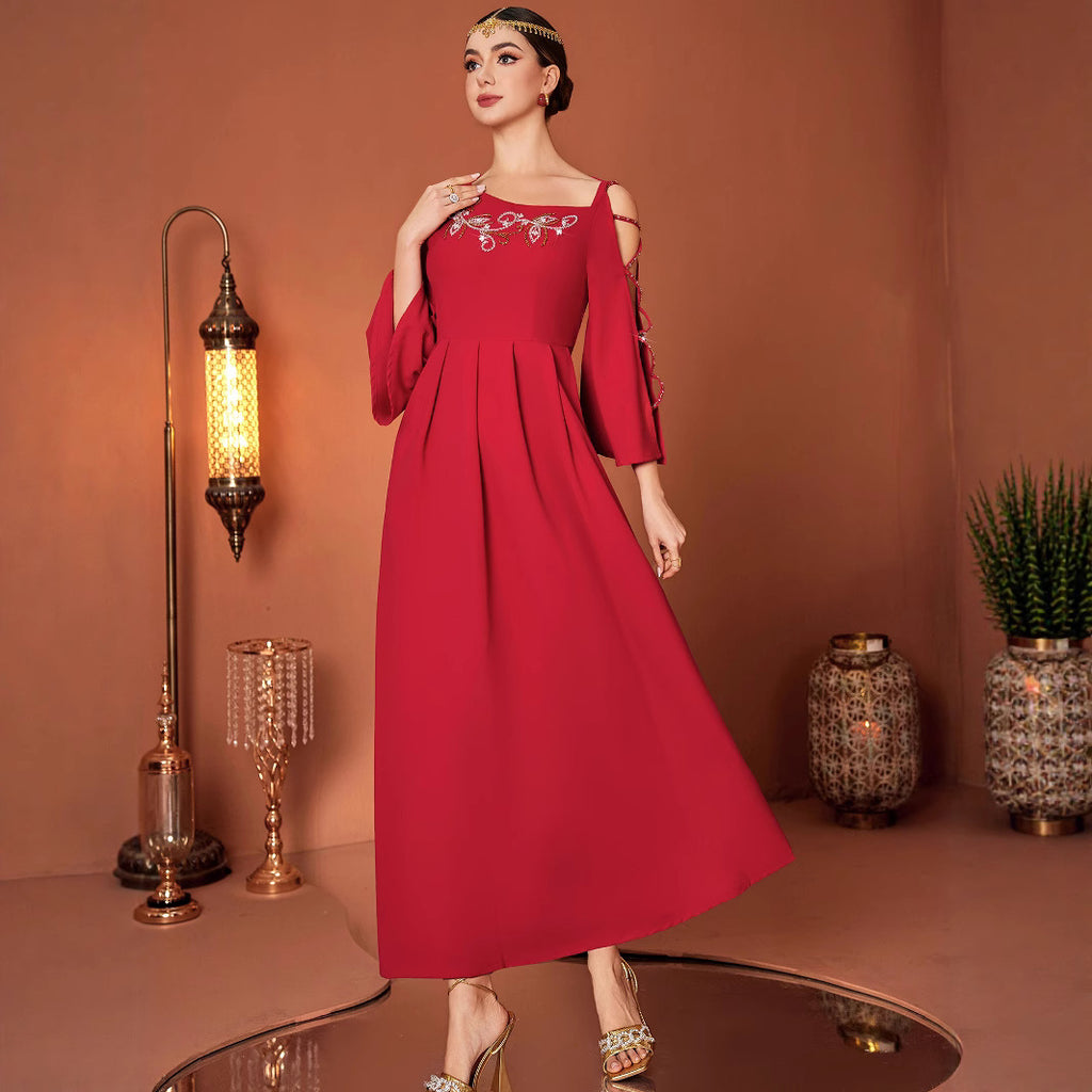 Modèle Red Designer Perceuse de couture à main dans l'industrie lourde Robe hors de l'épaule