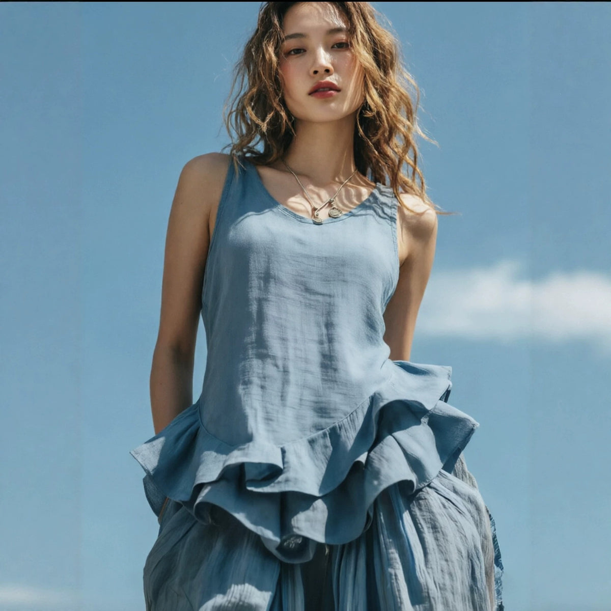 Summer Casual Ruffled-Edge Sleeveless Women's Top