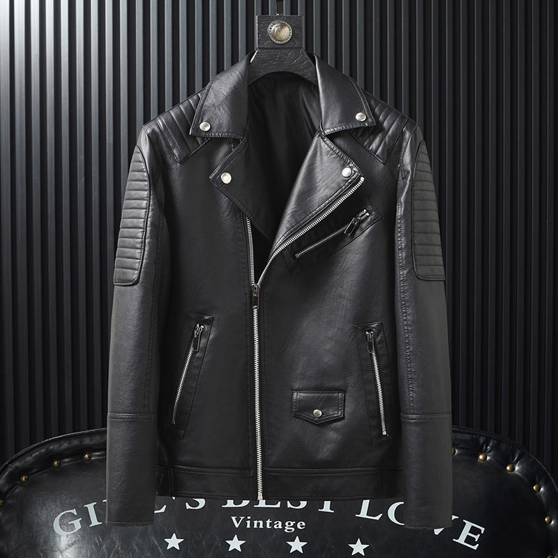 Veste en cuir de motard au printemps et à l'automne