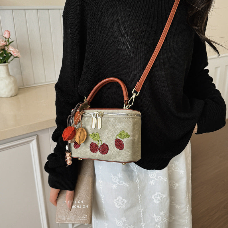 Cerise d'été brodé petit sac carré pour les femmes